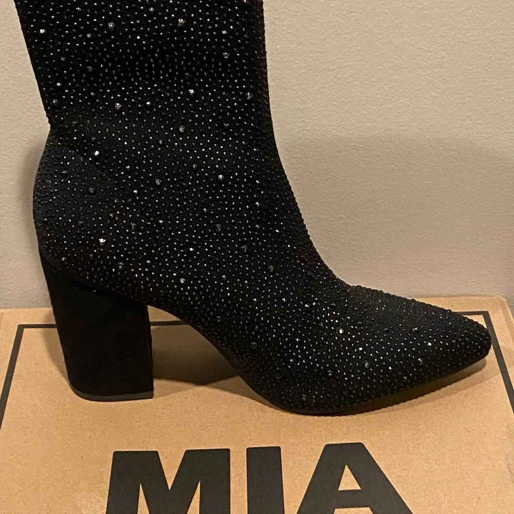 MIA Black Sparkling Heeled Boots - Picture 1 of 6
